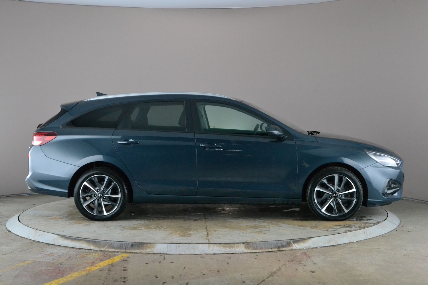 Used Hyundai i30 2022 for sale - 77542949: Photo 9