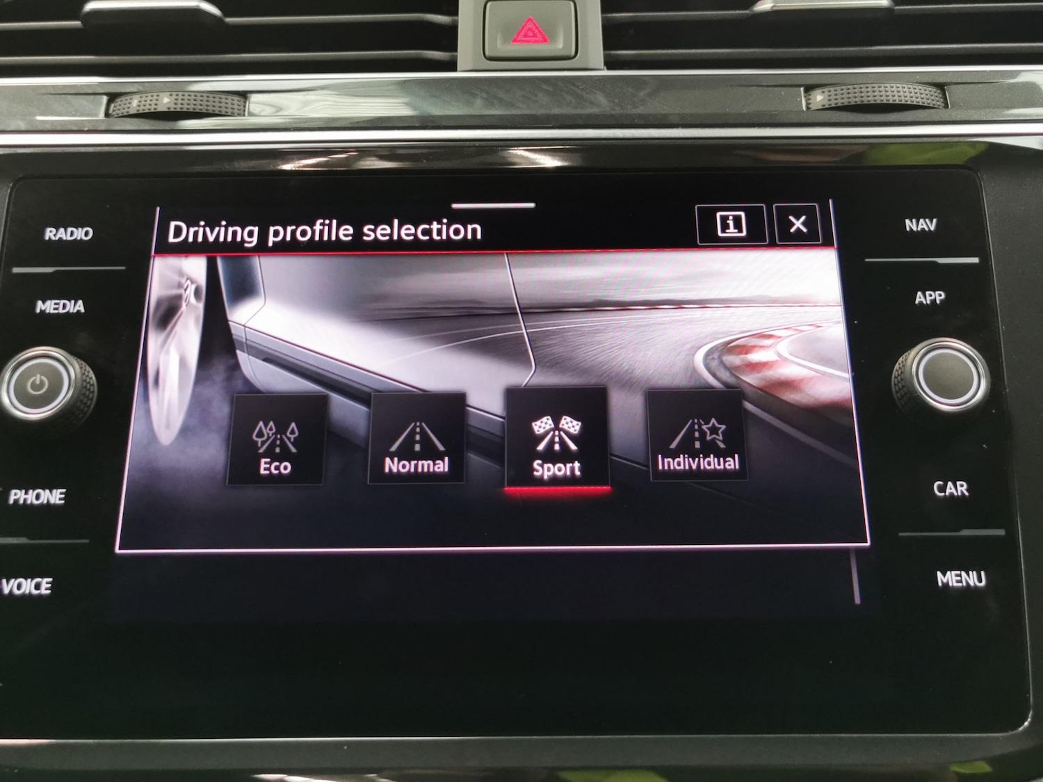 Used Volkswagen Tiguan 2023 for sale - 77347494: Photo 16