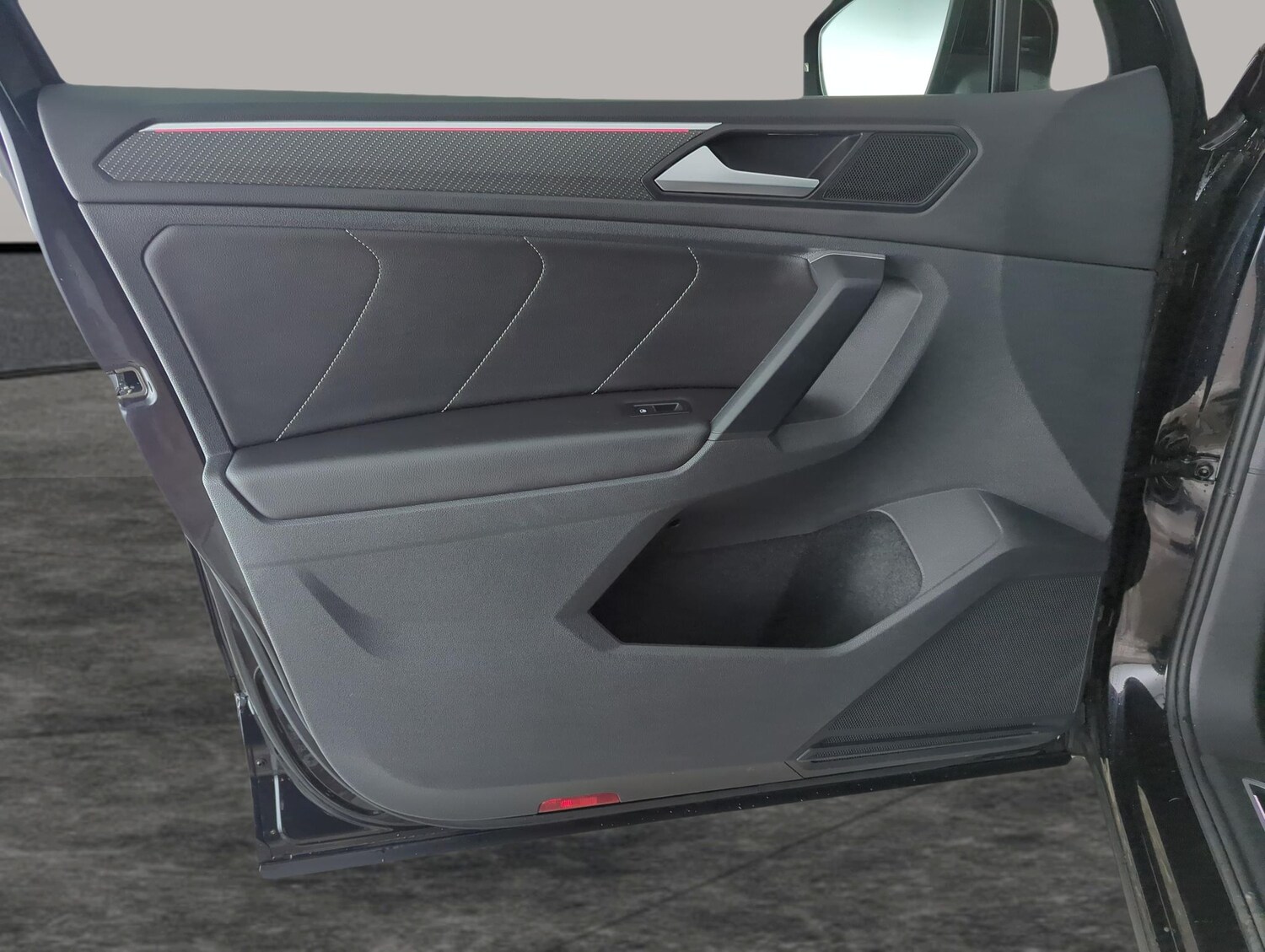 Used Volkswagen Tiguan 2023 for sale - 77347494: Photo 33