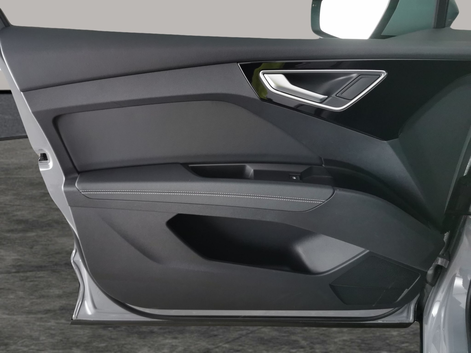 Used Audi Q4 e-tron 2023 for sale - 77326661: Photo 30