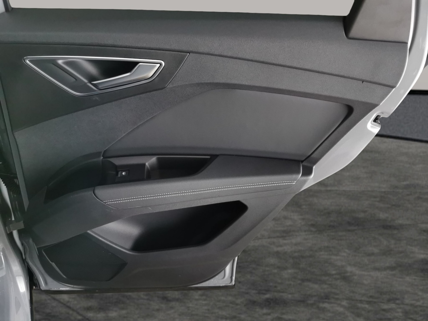 Used Audi Q4 e-tron 2023 for sale - 77326661: Photo 32