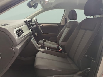 Used Volkswagen T-Roc 2023 for sale - 79351394: Photo