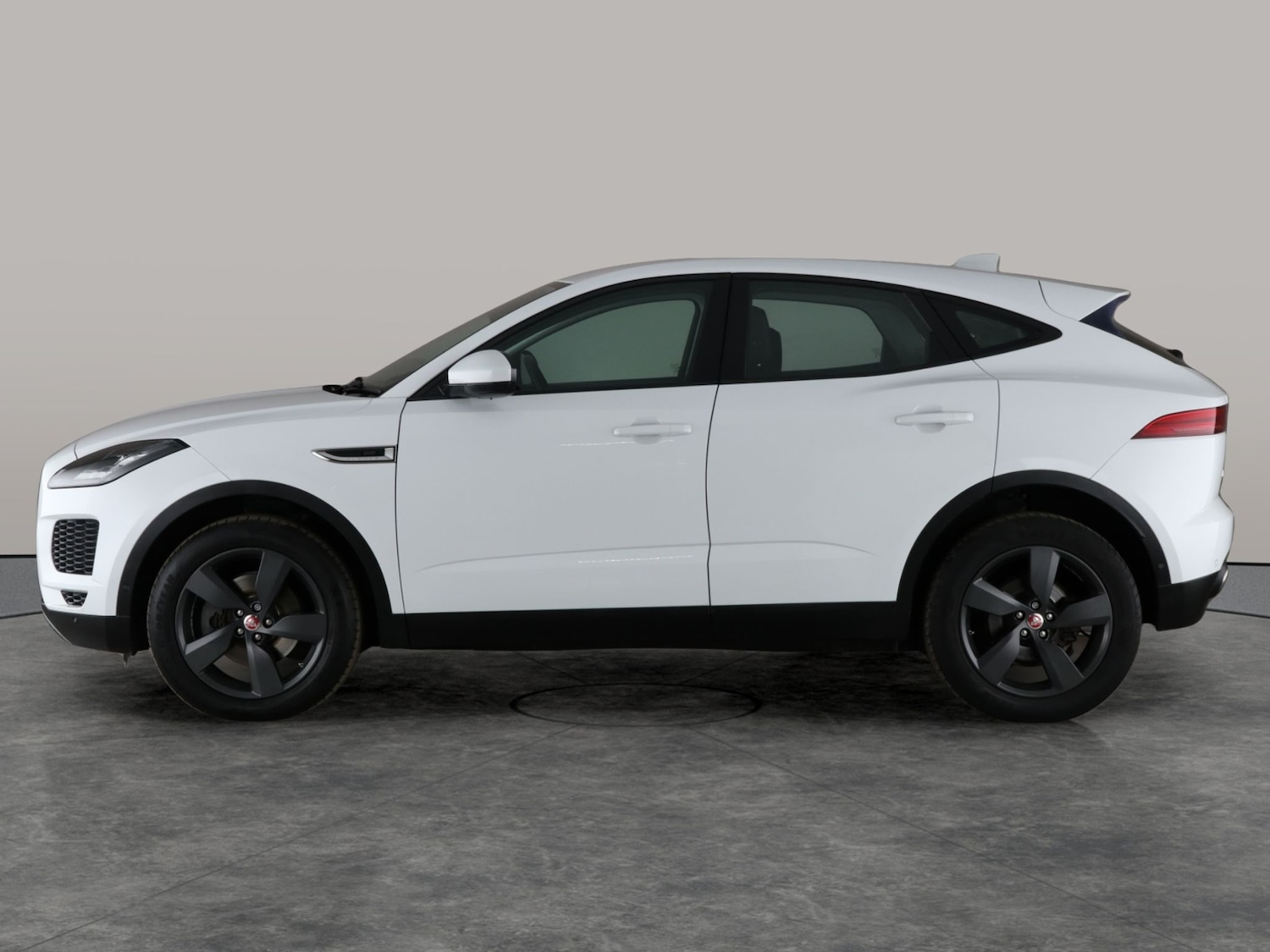 Used Jaguar E-Pace 2018 for sale - 76332906: Photo 17