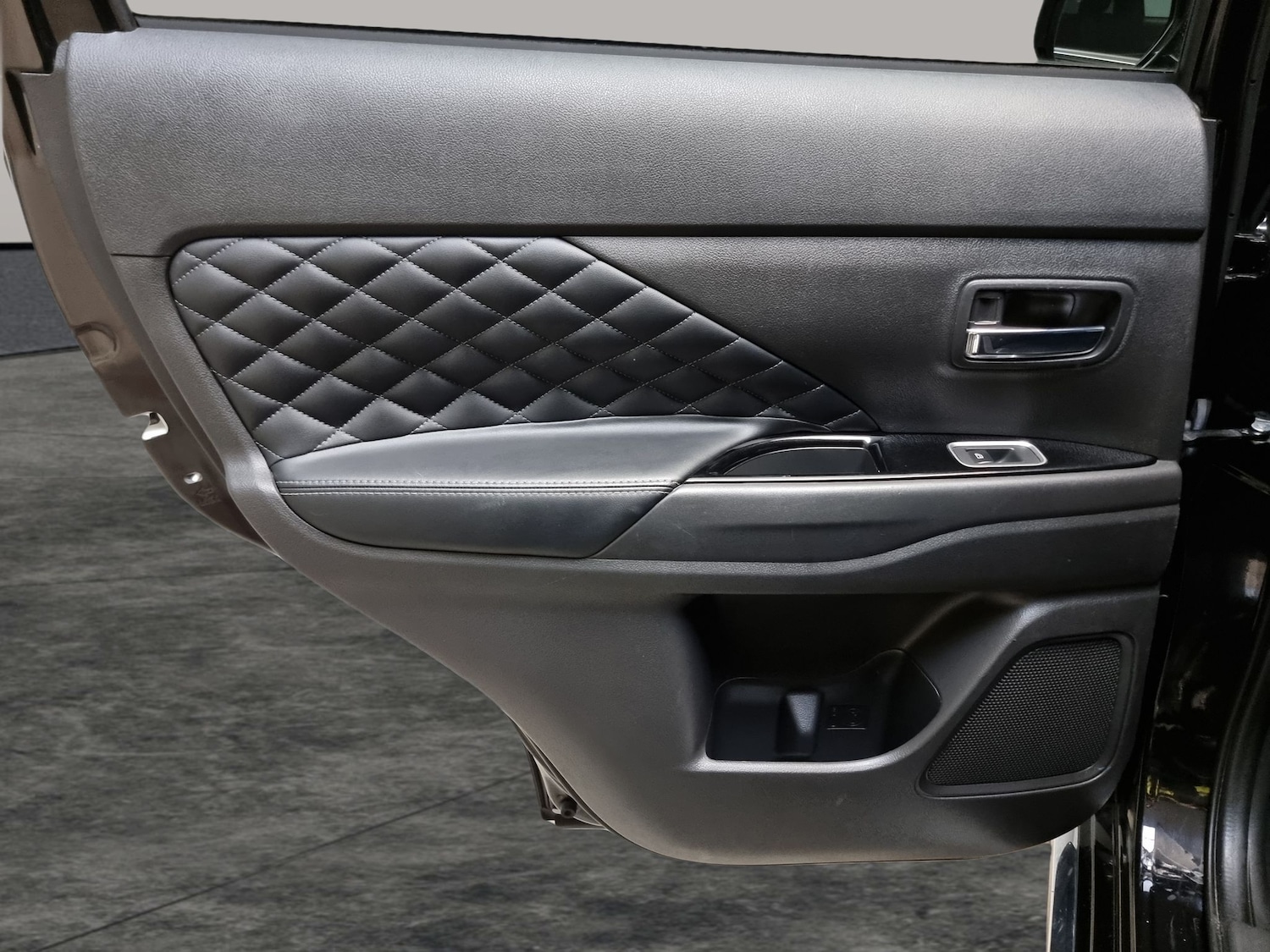 Used Mitsubishi Outlander 2021 for sale - 76176809: Photo 39