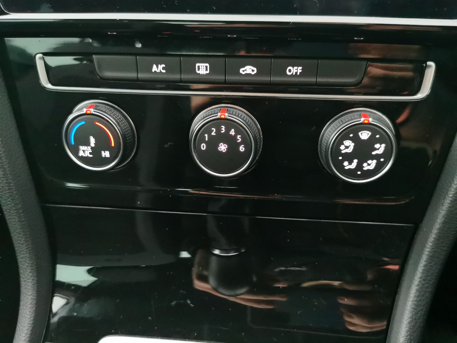 Used Volkswagen Golf 2018 for sale - 77418068: Photo 20