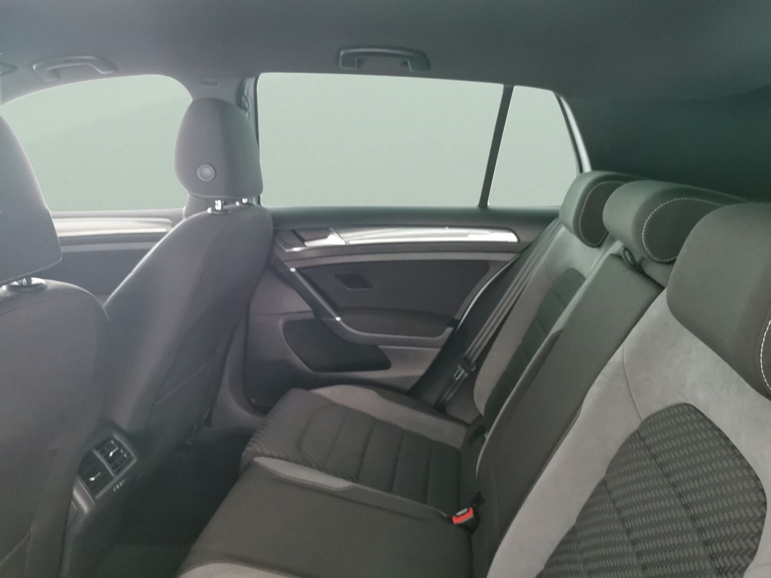 Used Volkswagen Golf 2018 for sale - 77418068: Photo 25