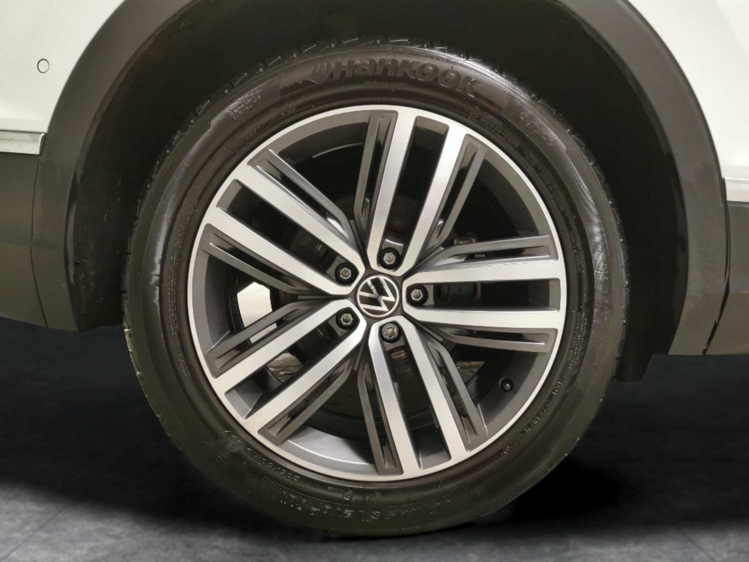 Used Volkswagen Tiguan 2020 for sale - 77458232: Photo 32