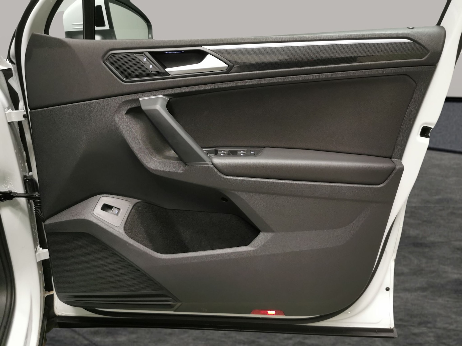 Used Volkswagen Tiguan 2020 for sale - 77458232: Photo 37