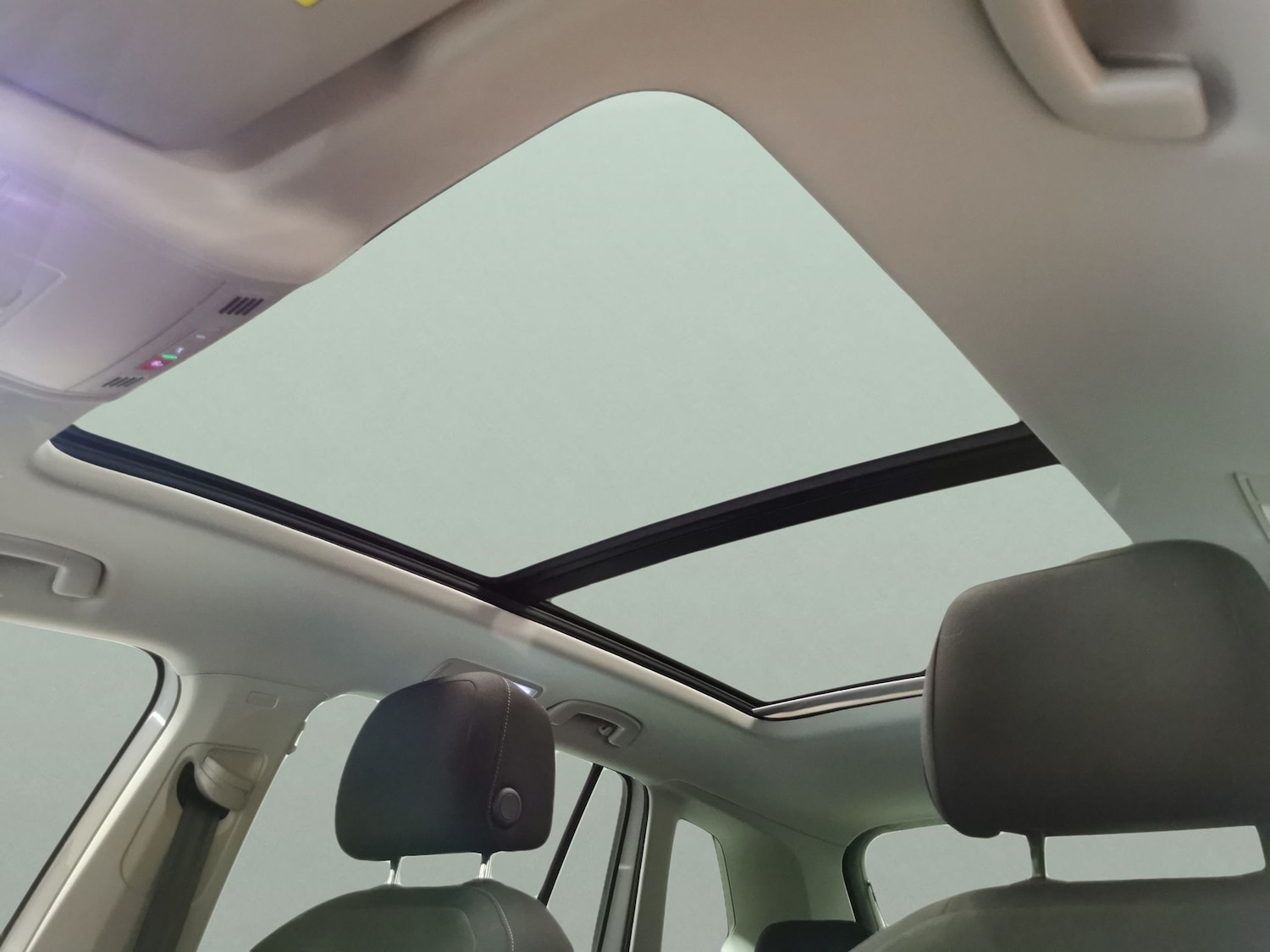 Used Volkswagen Tiguan 2020 for sale - 77458232: Photo 5