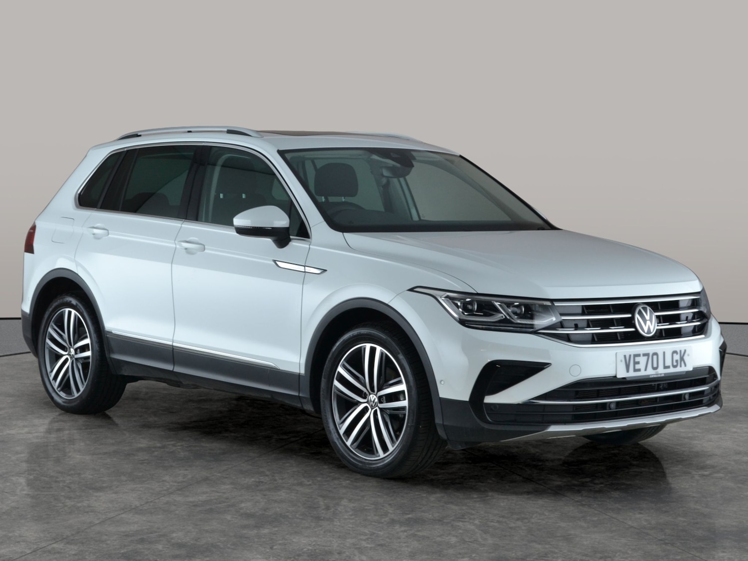 Used Volkswagen Tiguan 2020 for sale - 77458232: Photo 9