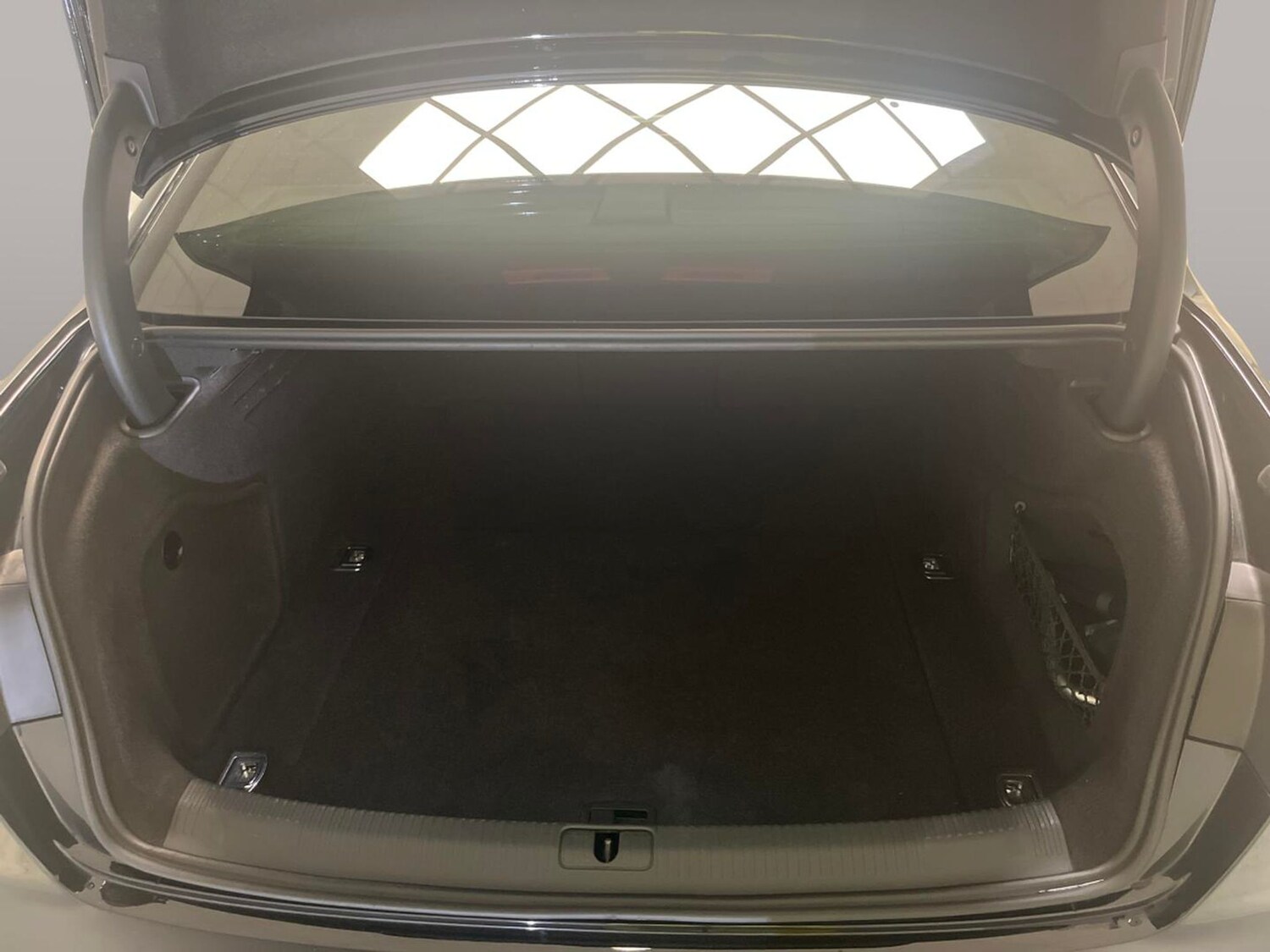 Used Audi A4 2020 for sale - 77842031: Photo 32