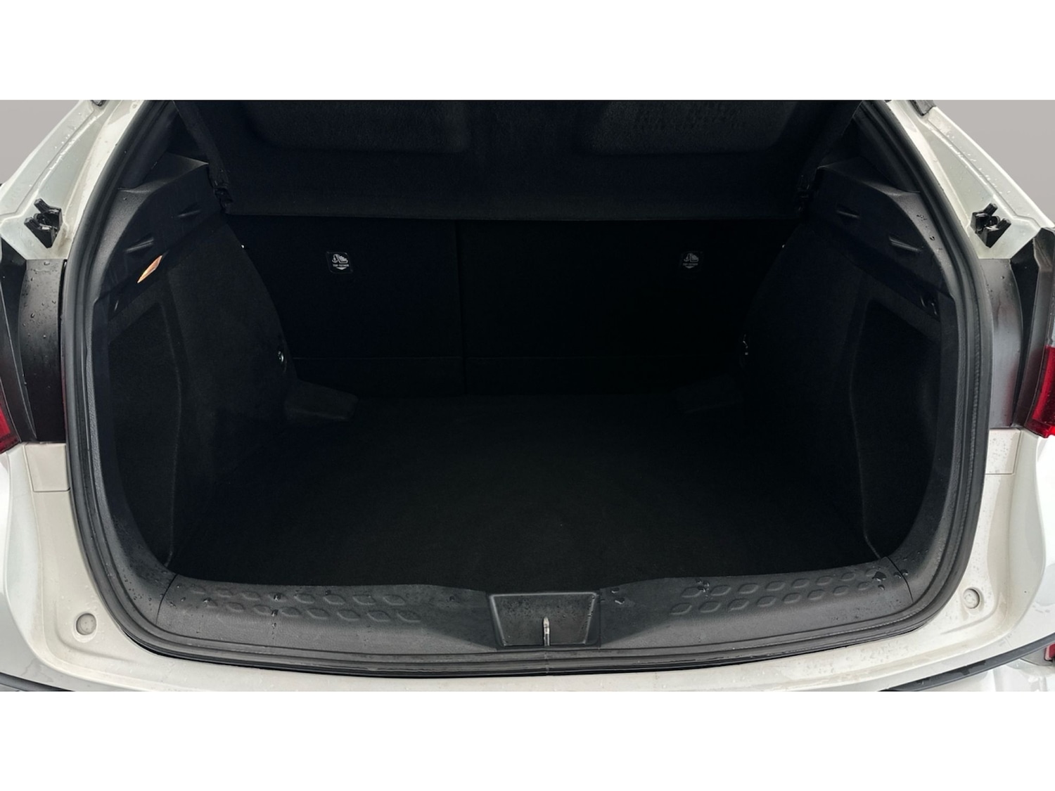 Used Toyota C-HR 2019 for sale - 76928407: Photo 18