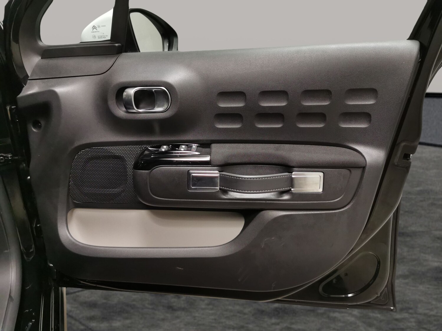 Used Citroen C3 2023 for sale - 77347443: Photo 24