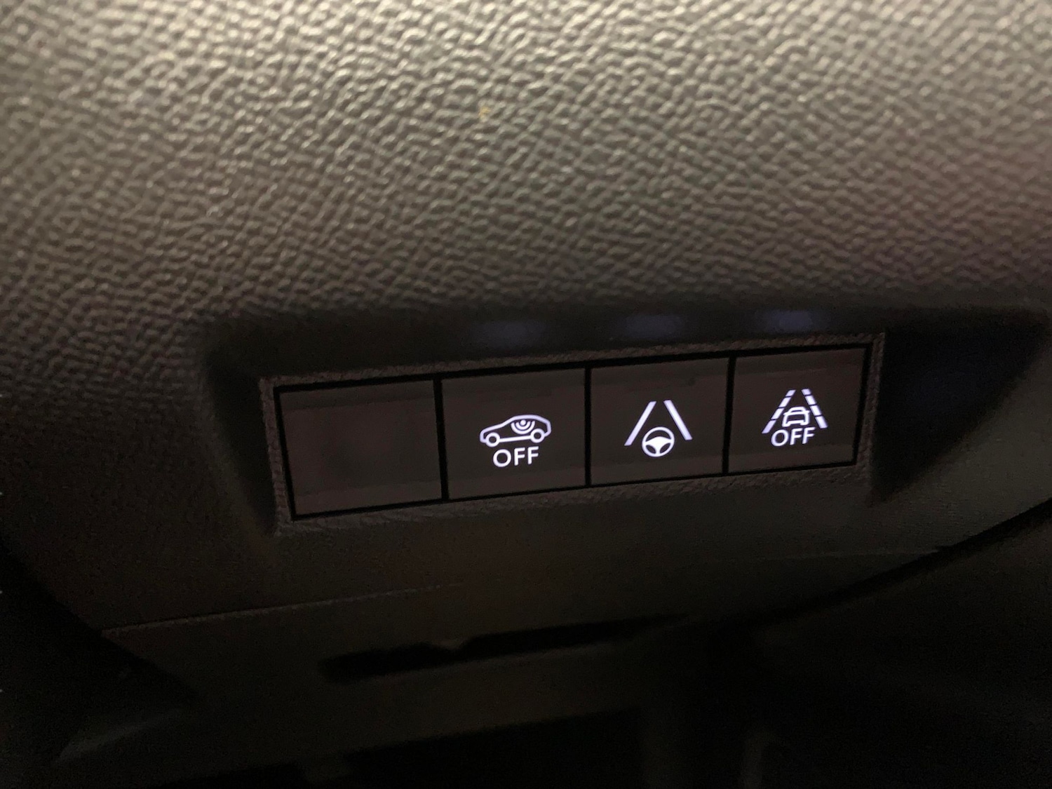 Used Peugeot E-2008 for sale - 77296470: Photo 22