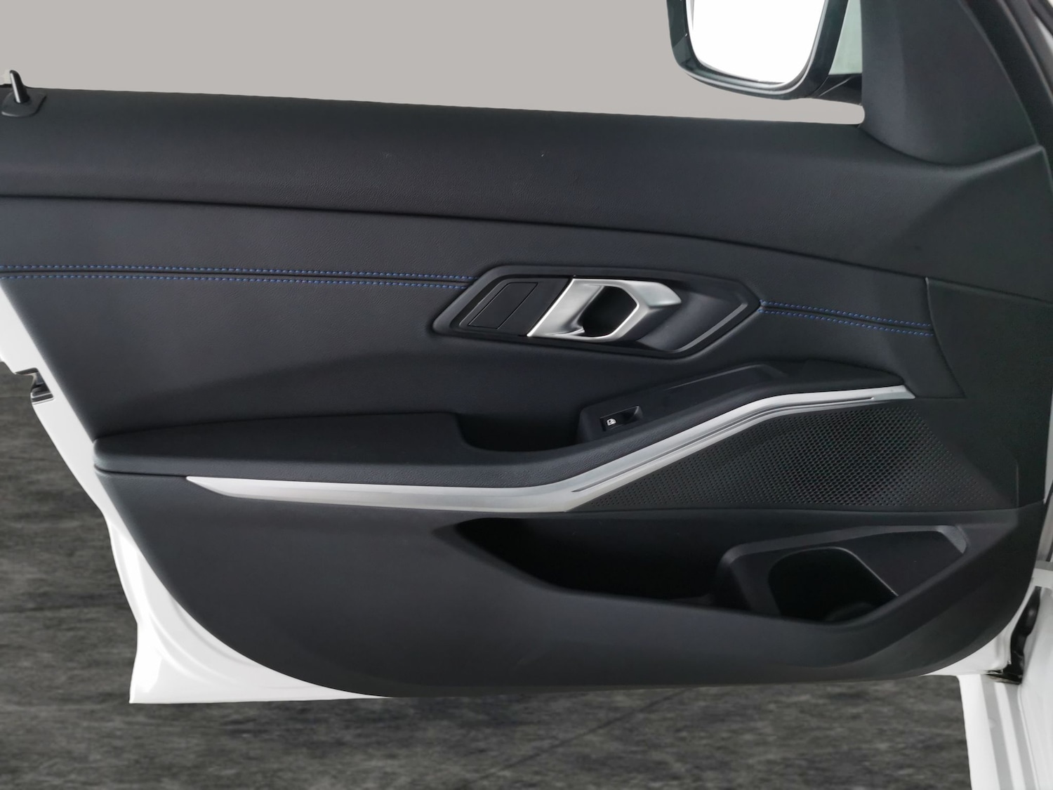 Used BMW 3 Series 2024 for sale - 77241226: Photo 30