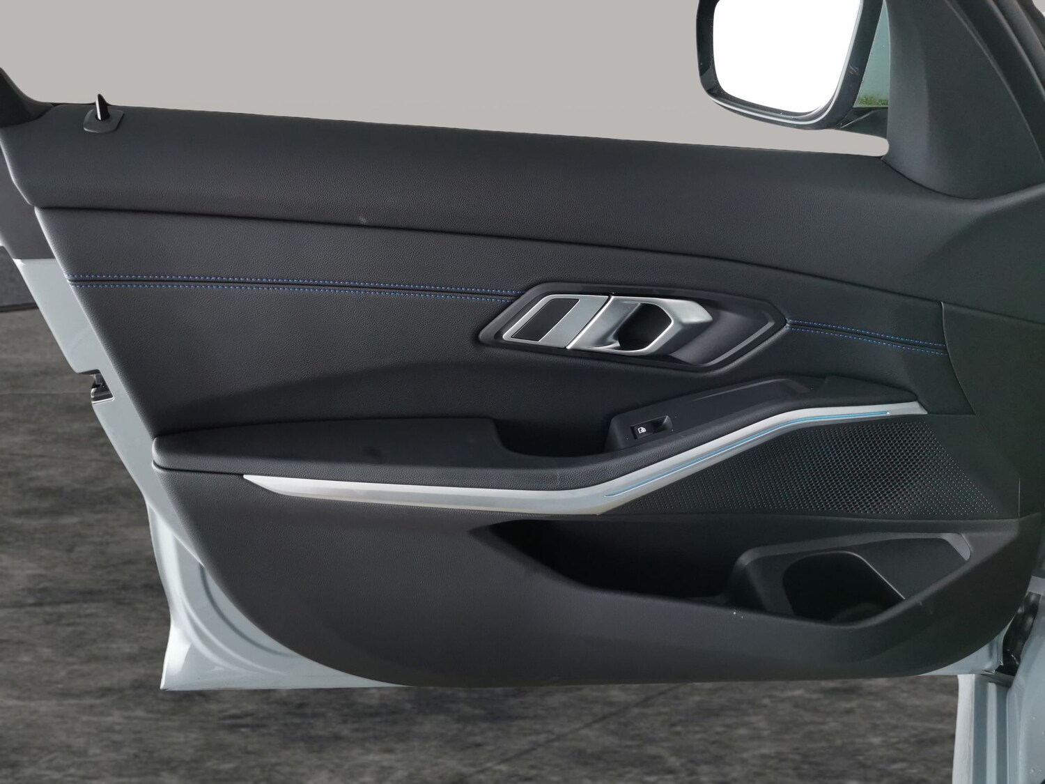 Used BMW 3 Series 2023 for sale - 77493073: Photo 32