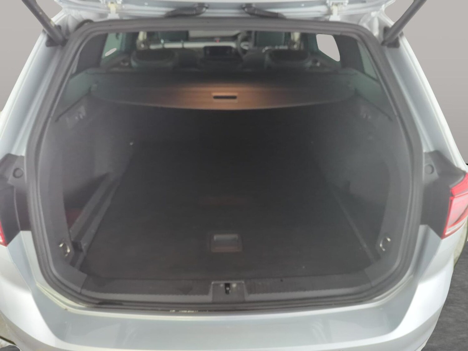 Used Volkswagen Passat 2023 for sale - 77428586: Photo 35