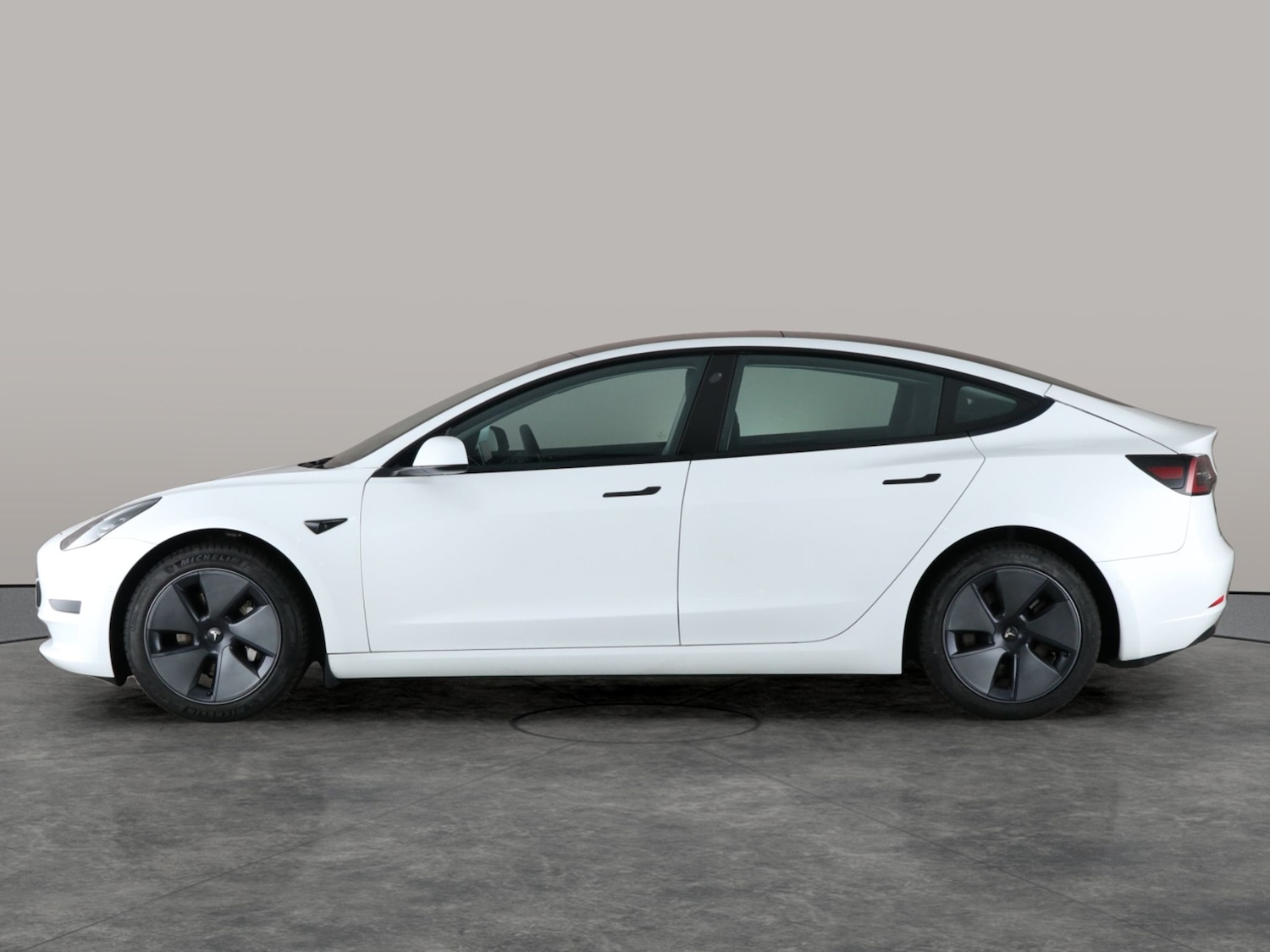 Used Tesla Model 3 2021 for sale - 77043557: Photo 15