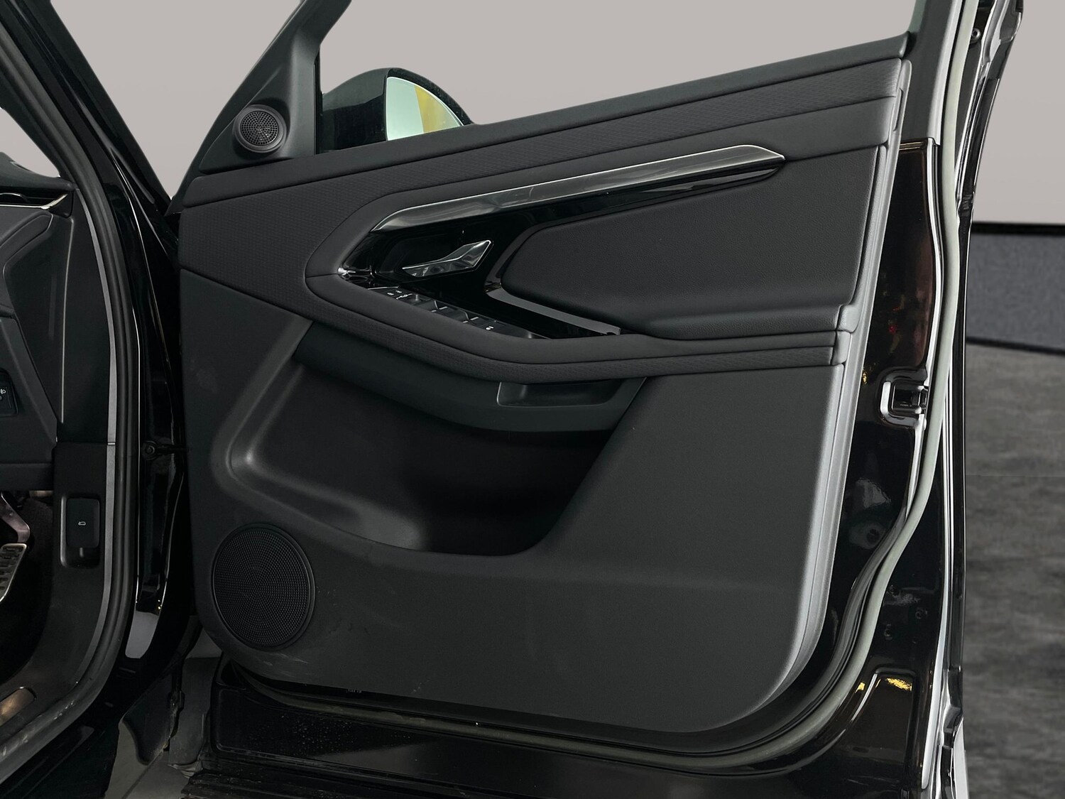 Used Land Rover Range Rover Evoque 2022 for sale - 77499945: Photo 34