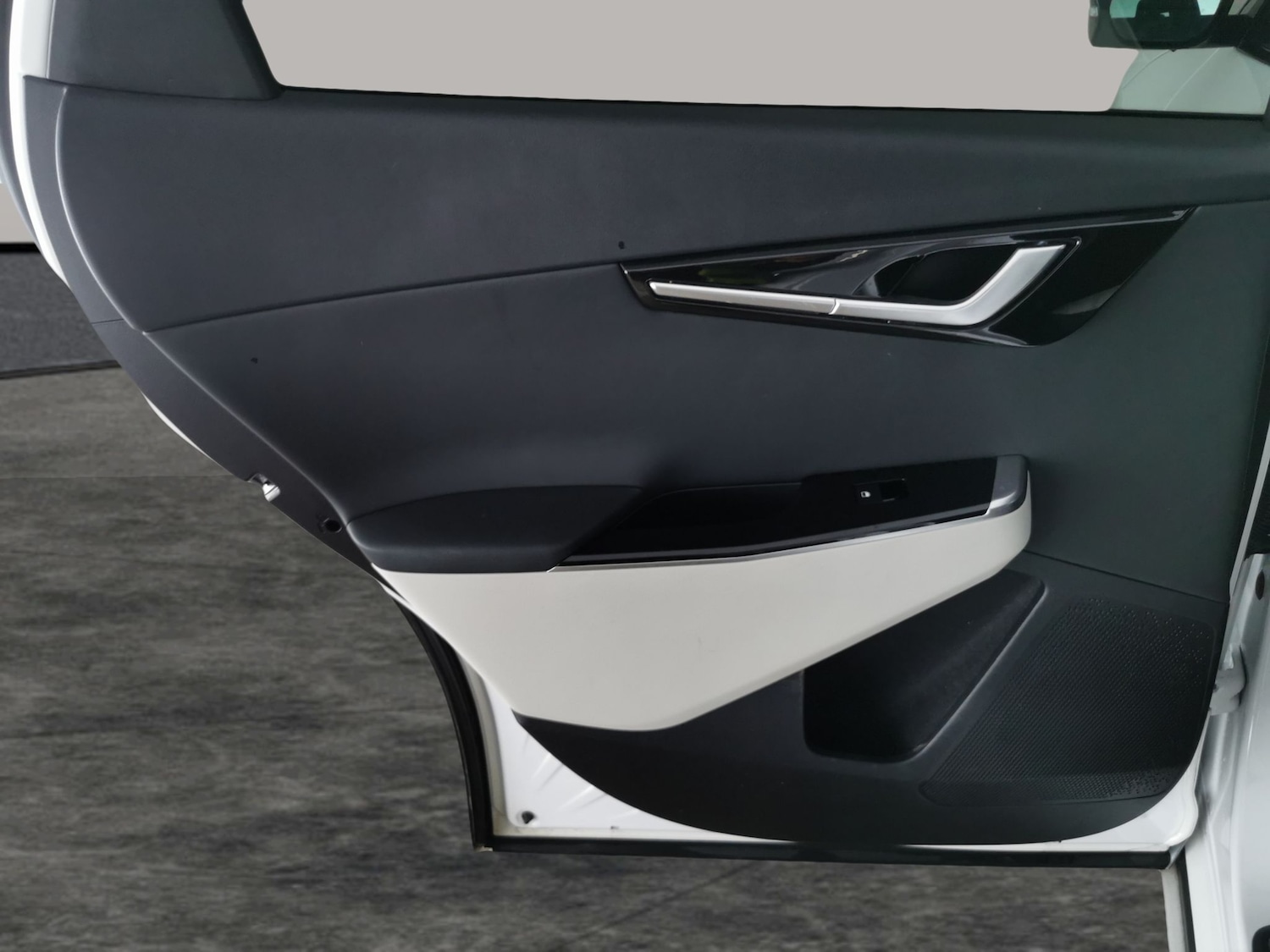 Used Kia EV6 2023 for sale - 78199709: Photo 33