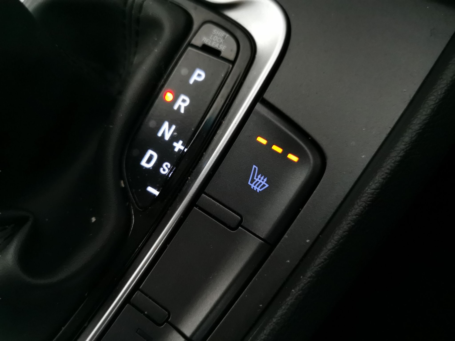 Used Hyundai KONA 2022 for sale - 77631118: Photo 18