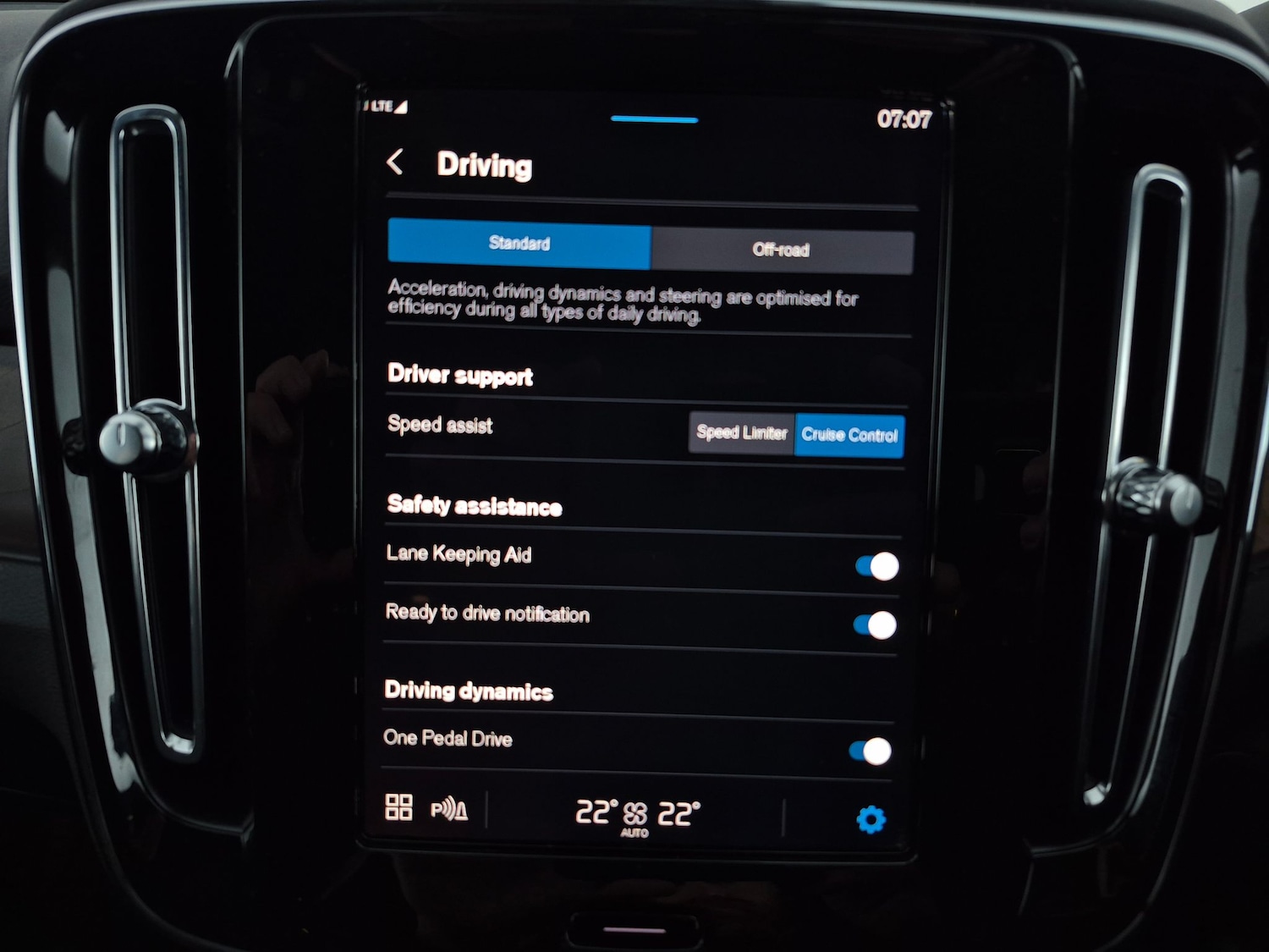 Used Volvo XC40 2023 for sale - 78075101: Photo 20