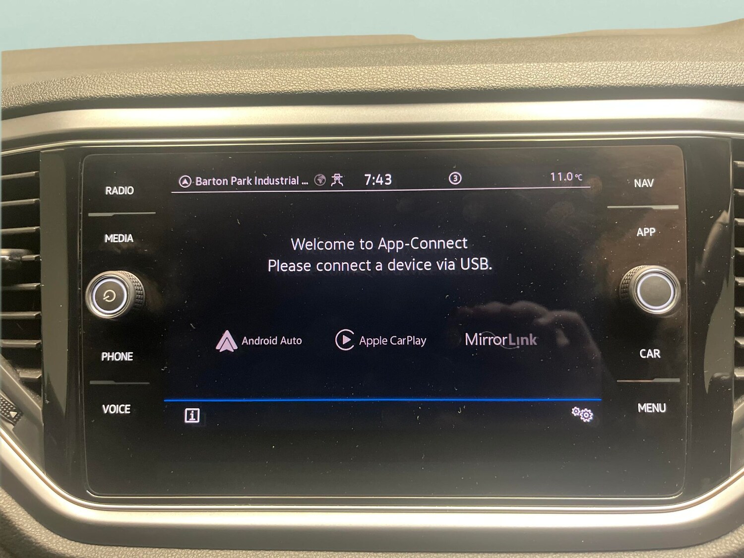 Used Volkswagen T-Roc 2022 for sale - 77932402: Photo 15