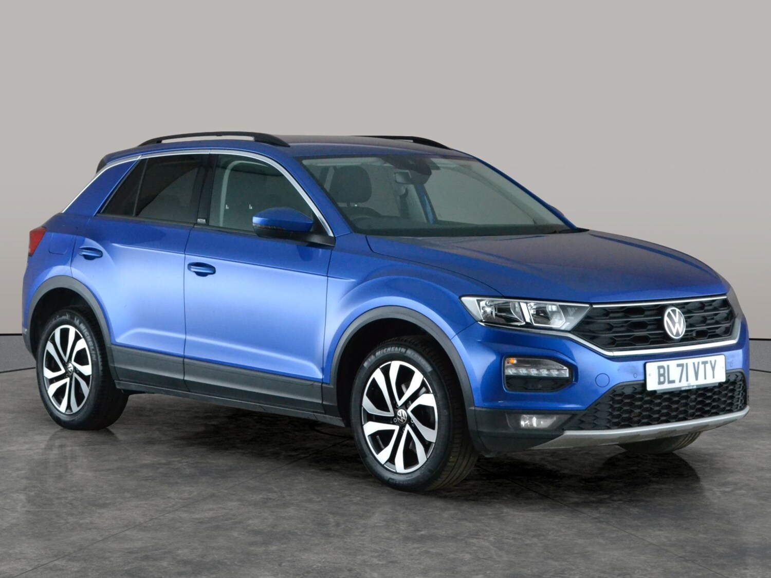 Used Volkswagen T-Roc 2022 for sale - 77932402: Photo 8
