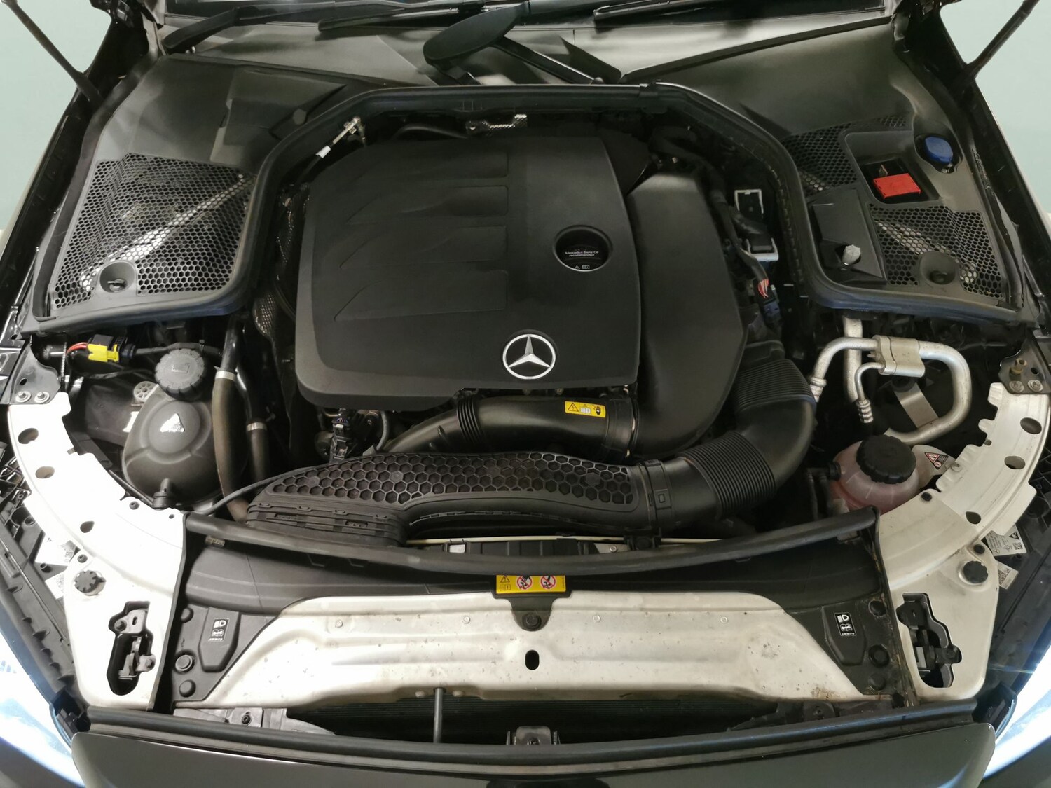 Used Mercedes-Benz C Class 2019 for sale - 77540372: Photo 34