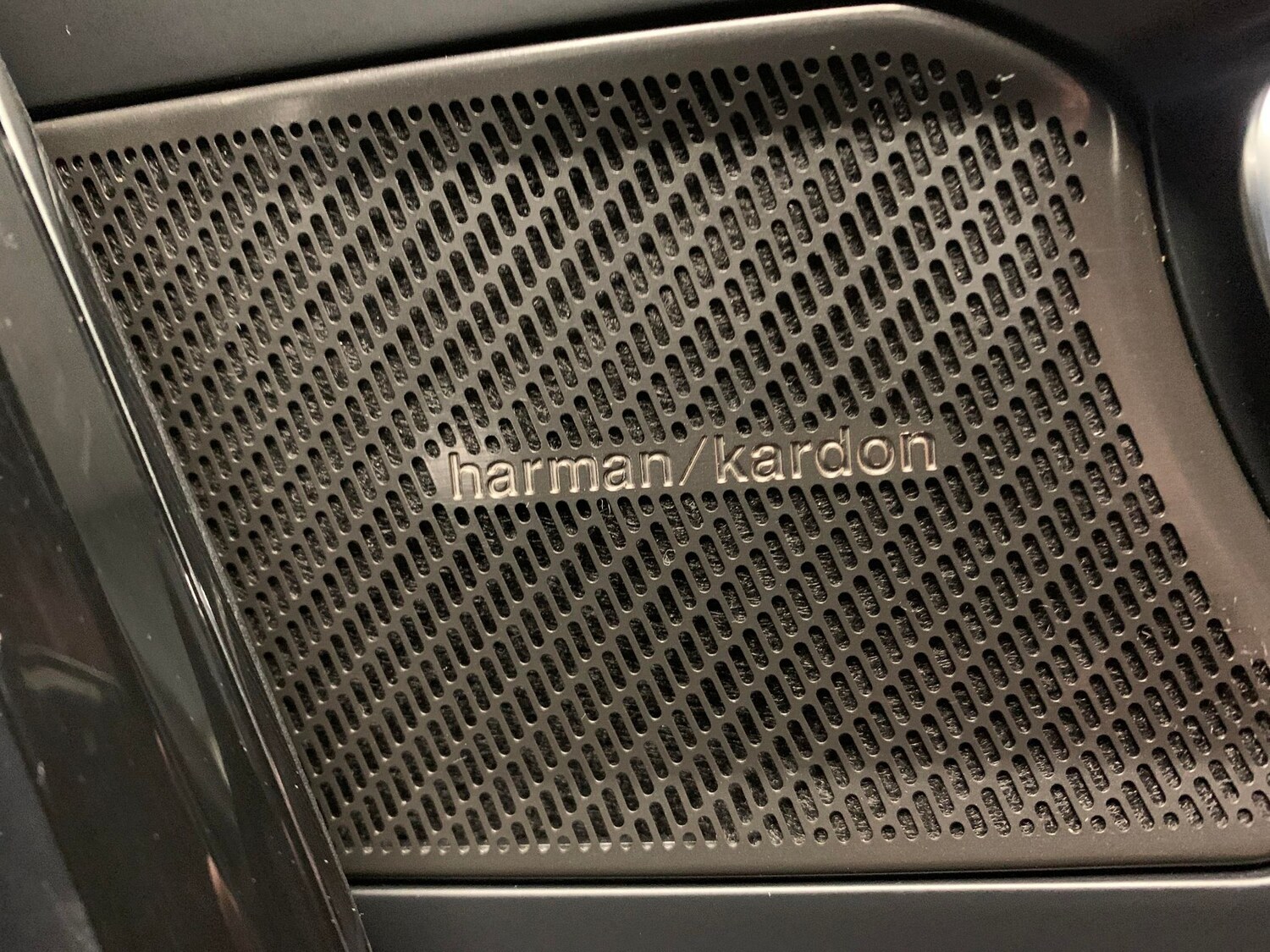 Used Volvo XC40 for sale - 77873068: Photo 7