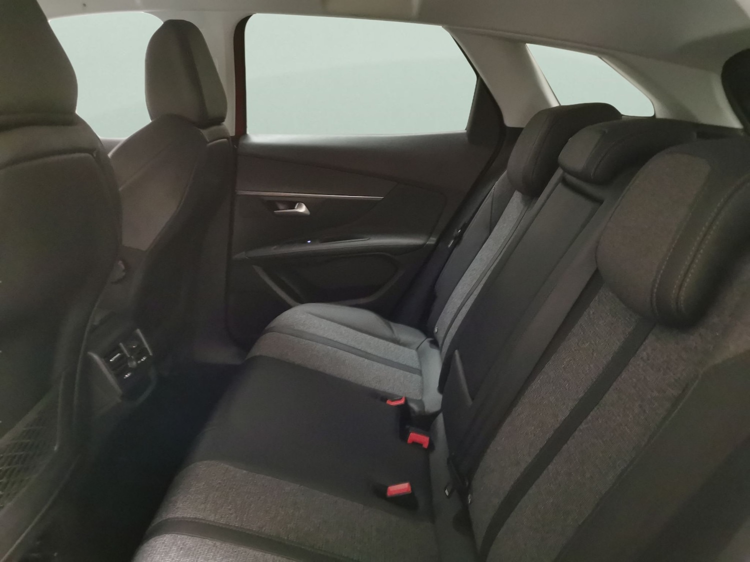 Used Peugeot 3008 2018 for sale - 78103992: Photo 29