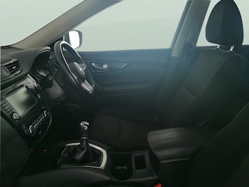 Used Nissan X-Trail 2021 for sale - 78464207: Photo