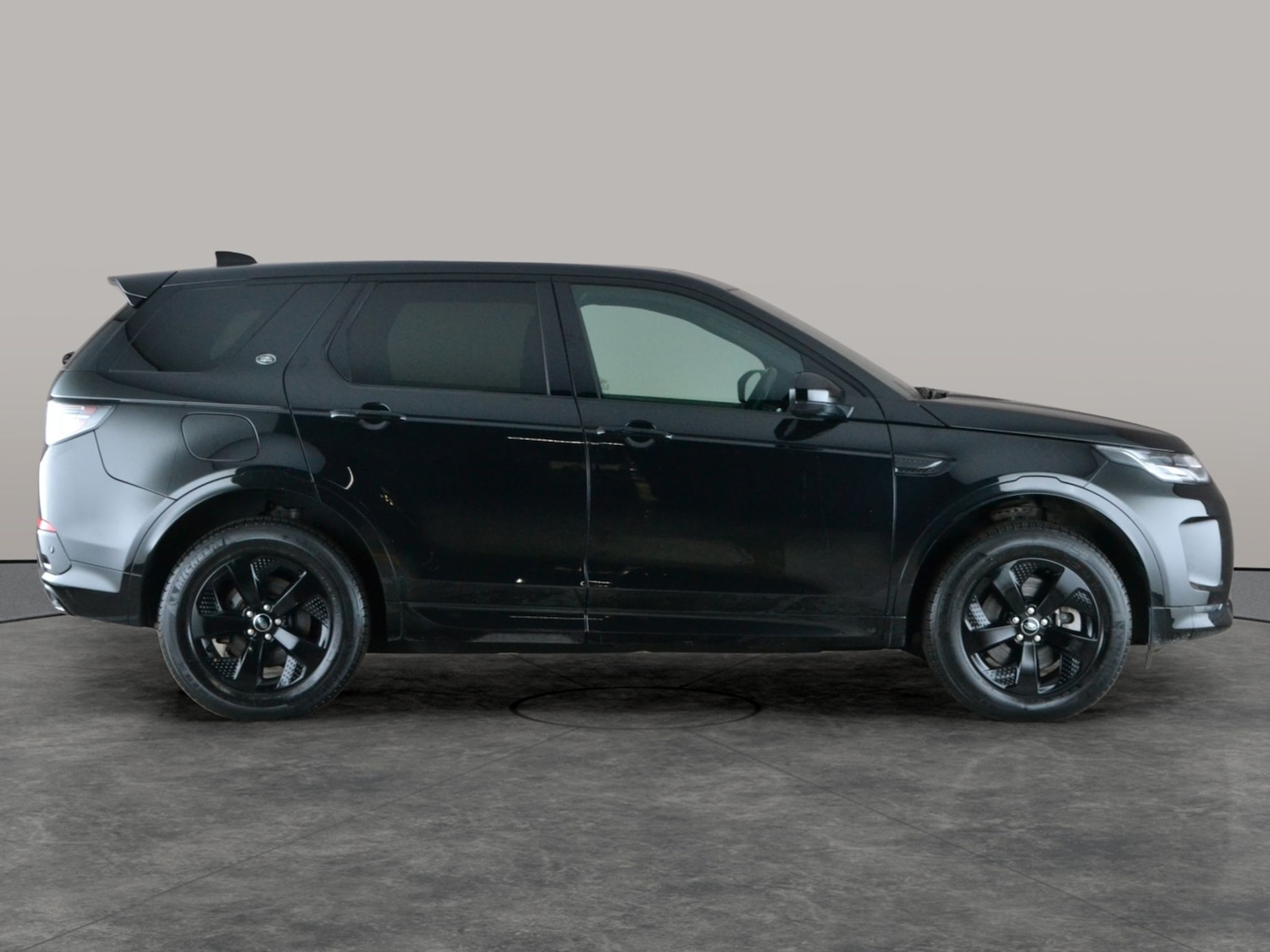 Used Land Rover Discovery Sport 2022 for sale - 77569940: Photo 11
