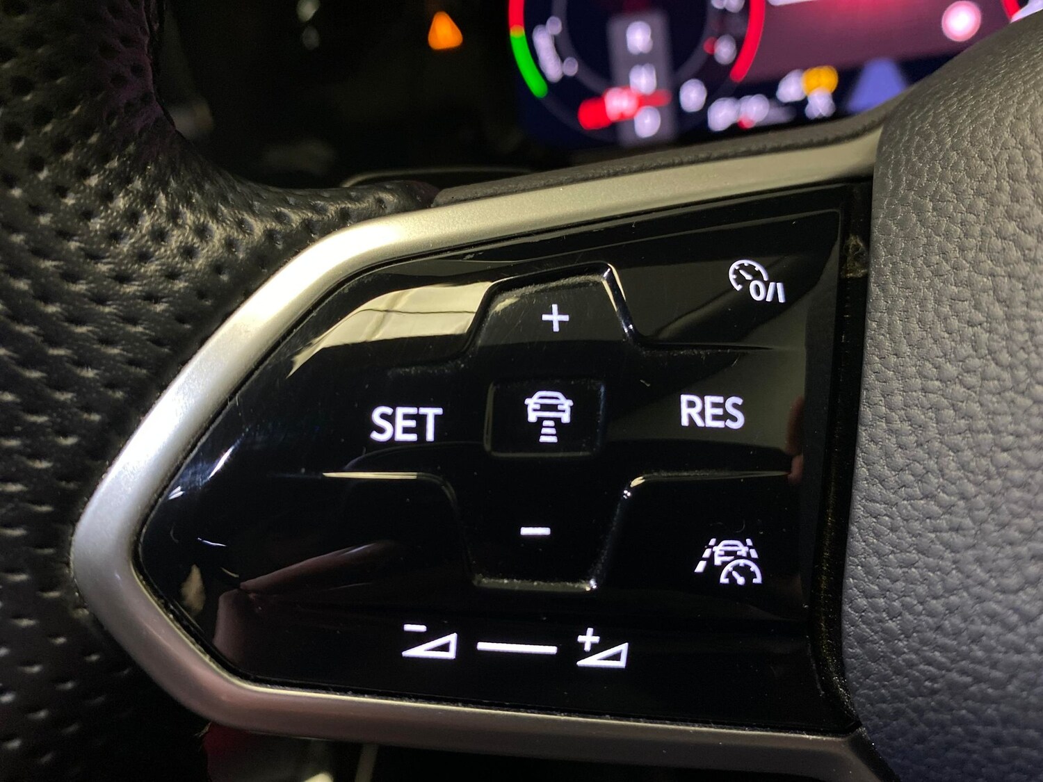 Used Volkswagen Golf 2023 for sale - 77983236: Photo 19