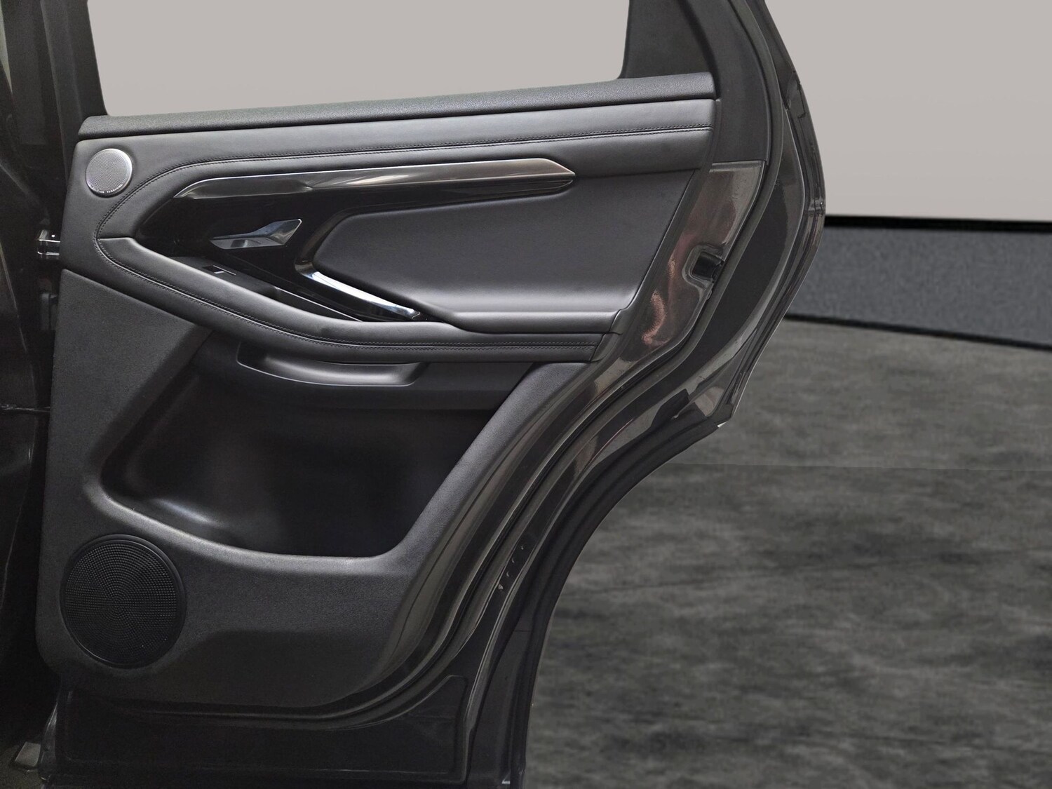 Used Land Rover Range Rover Evoque 2022 for sale - 77472189: Photo 32