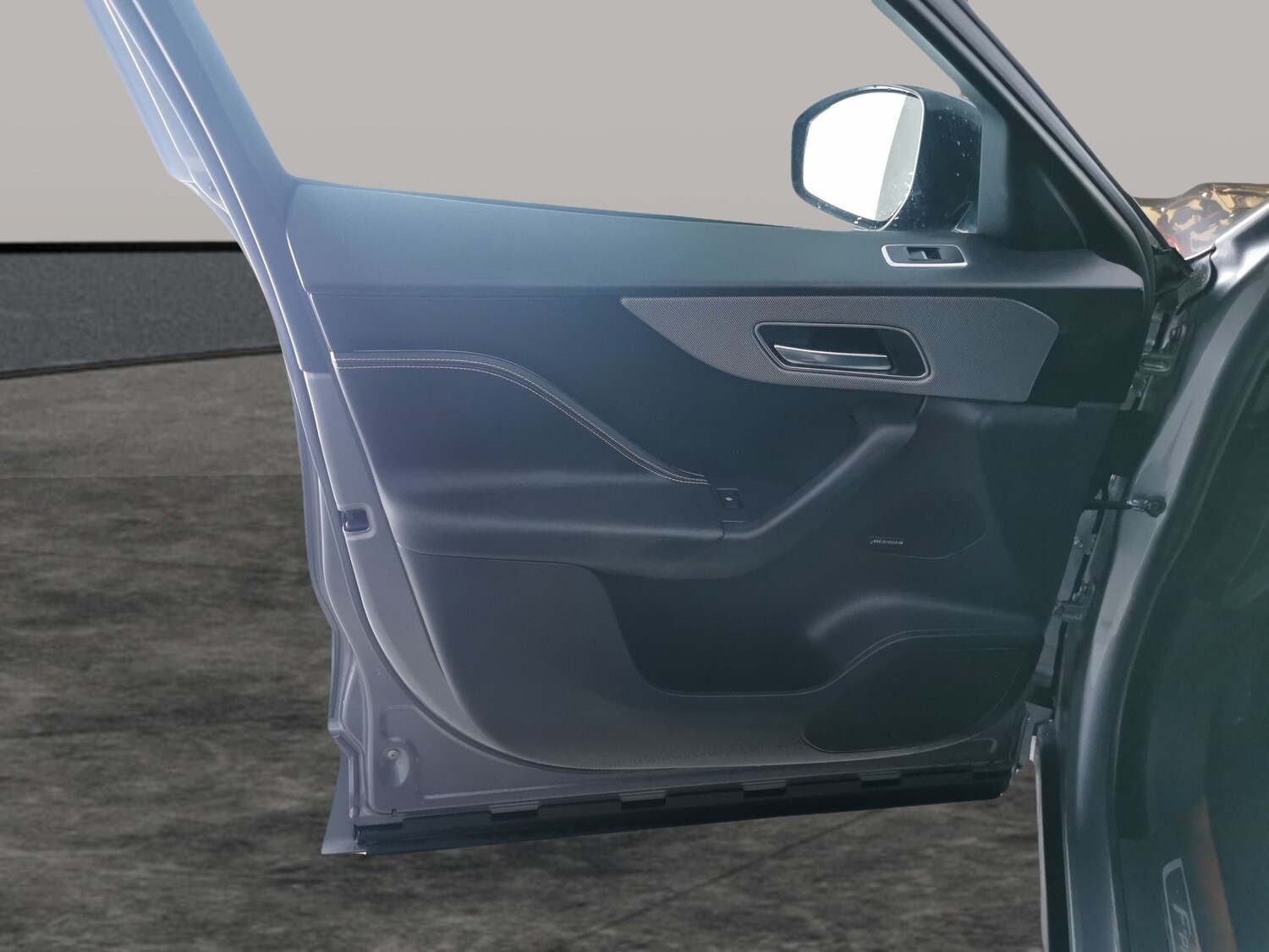 Used Jaguar F-Pace 2019 for sale - 78104022: Photo 32