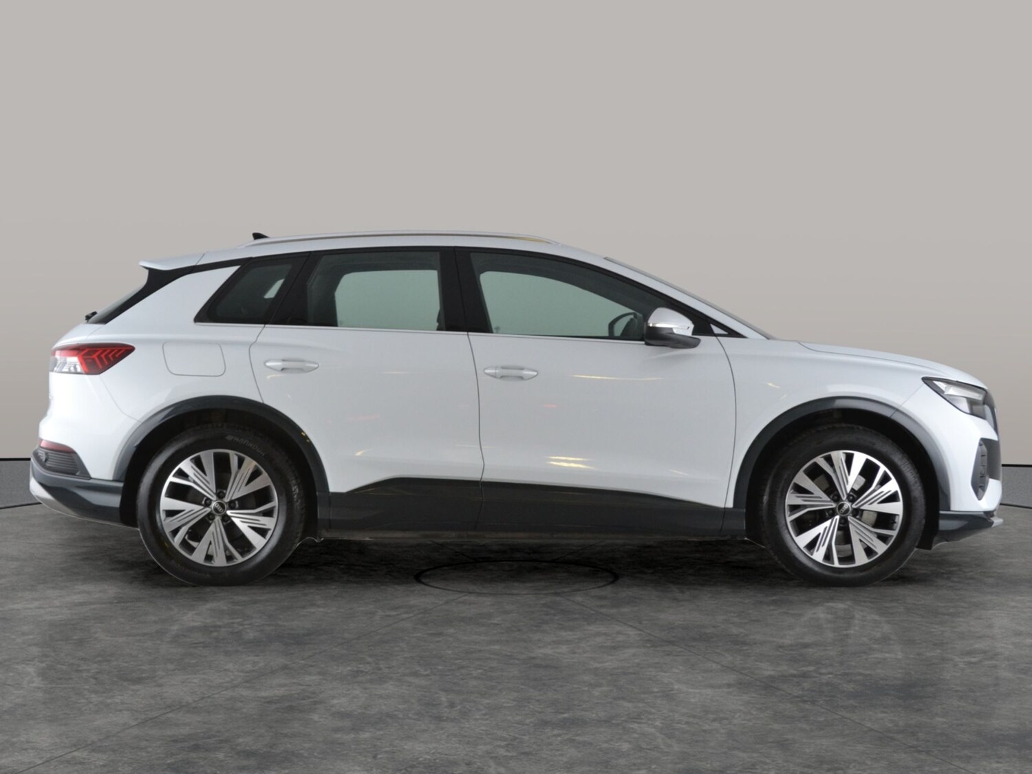 Used Audi Q4 e-tron 2023 for sale - 77995493: Photo 10