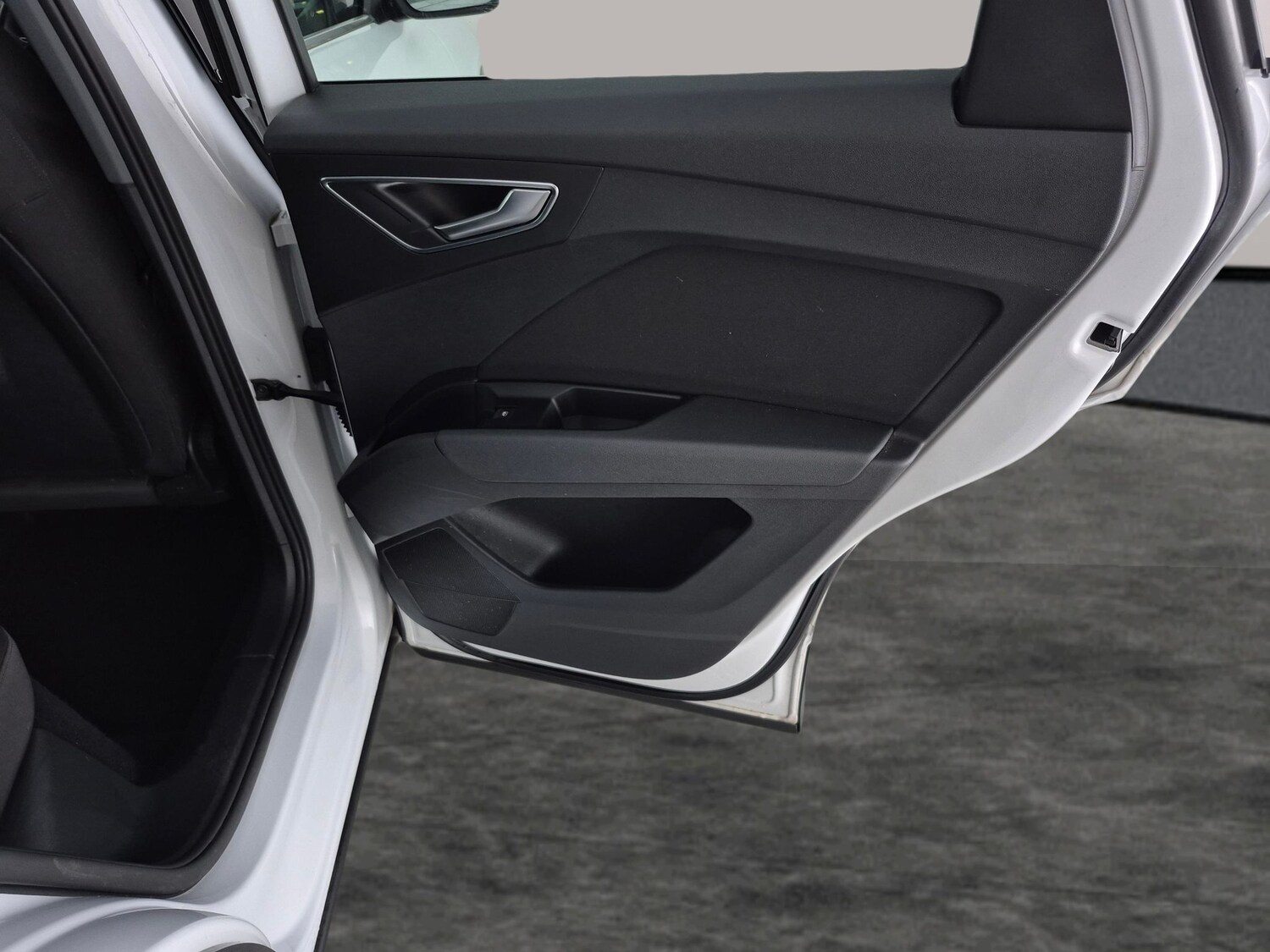 Used Audi Q4 e-tron 2023 for sale - 77995493: Photo 31