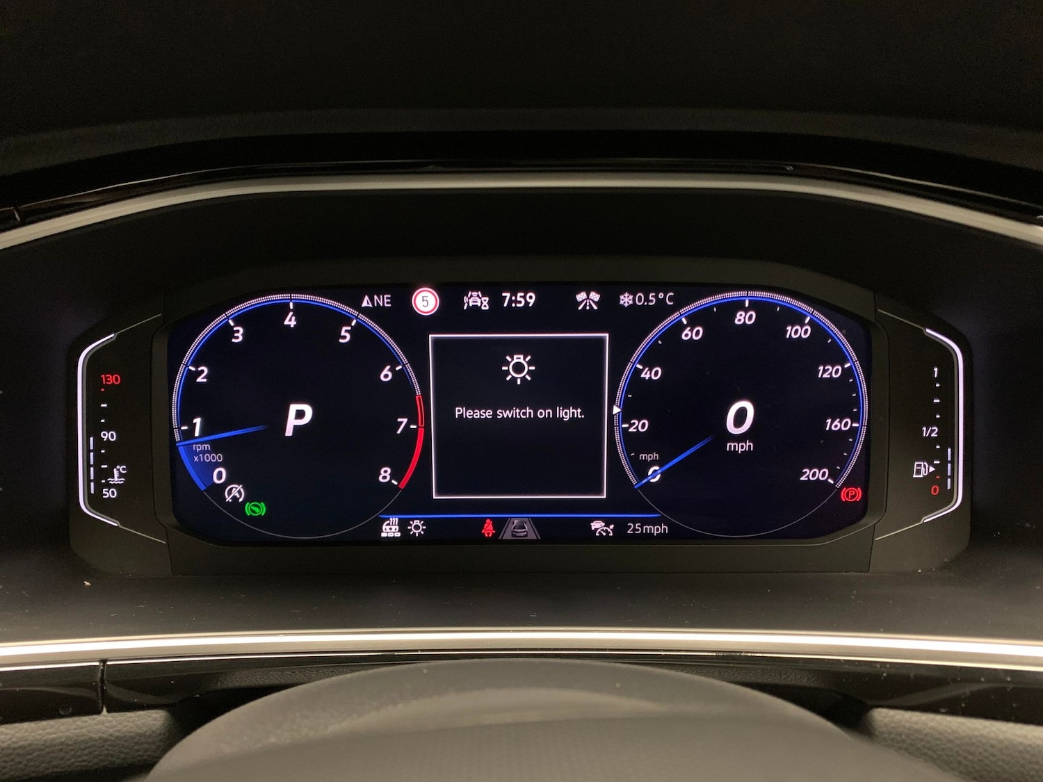 Used Volkswagen T-Roc 2023 for sale - 77529948: Photo 18