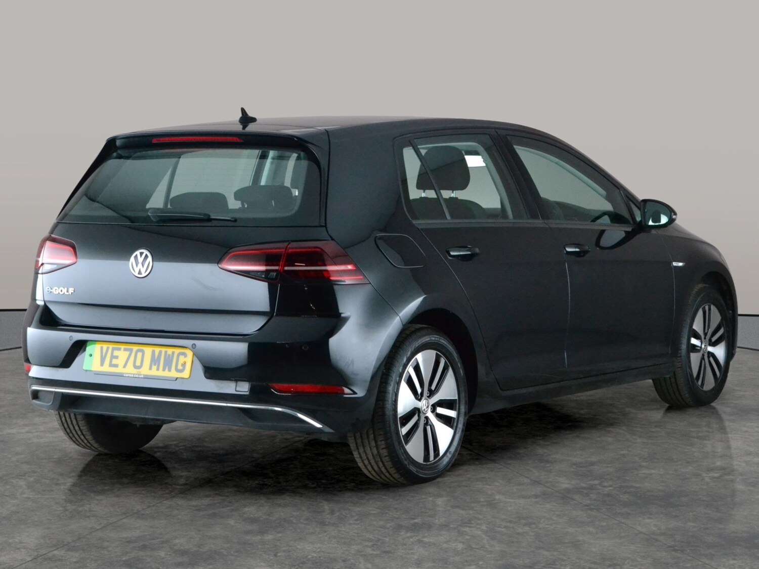 Used Volkswagen Golf 2020 for sale - 77708460: Photo 10