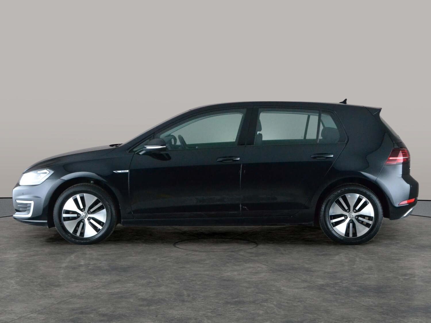 Used Volkswagen Golf 2020 for sale - 77708460: Photo 13