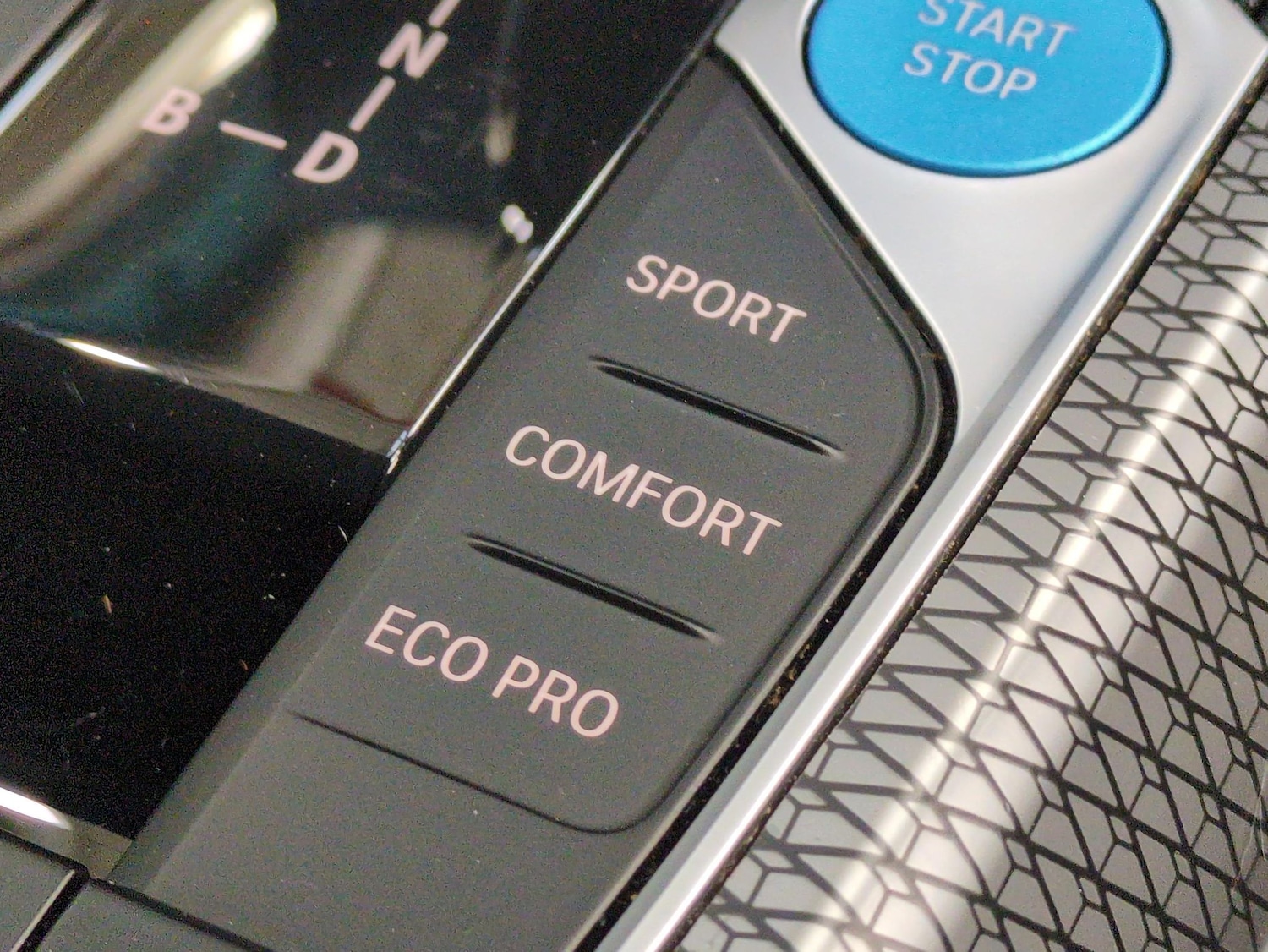 Used BMW i4 2022 for sale - 76518311: Photo 17