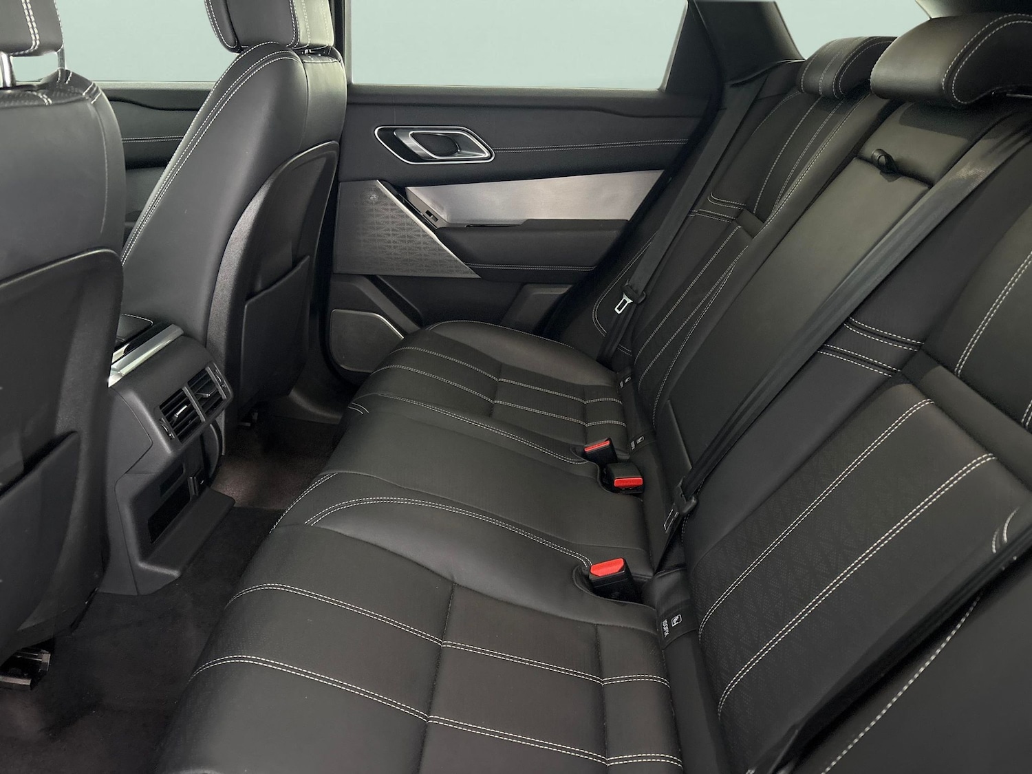 Used Land Rover Range Rover Velar 2022 for sale - 78107826: Photo 35