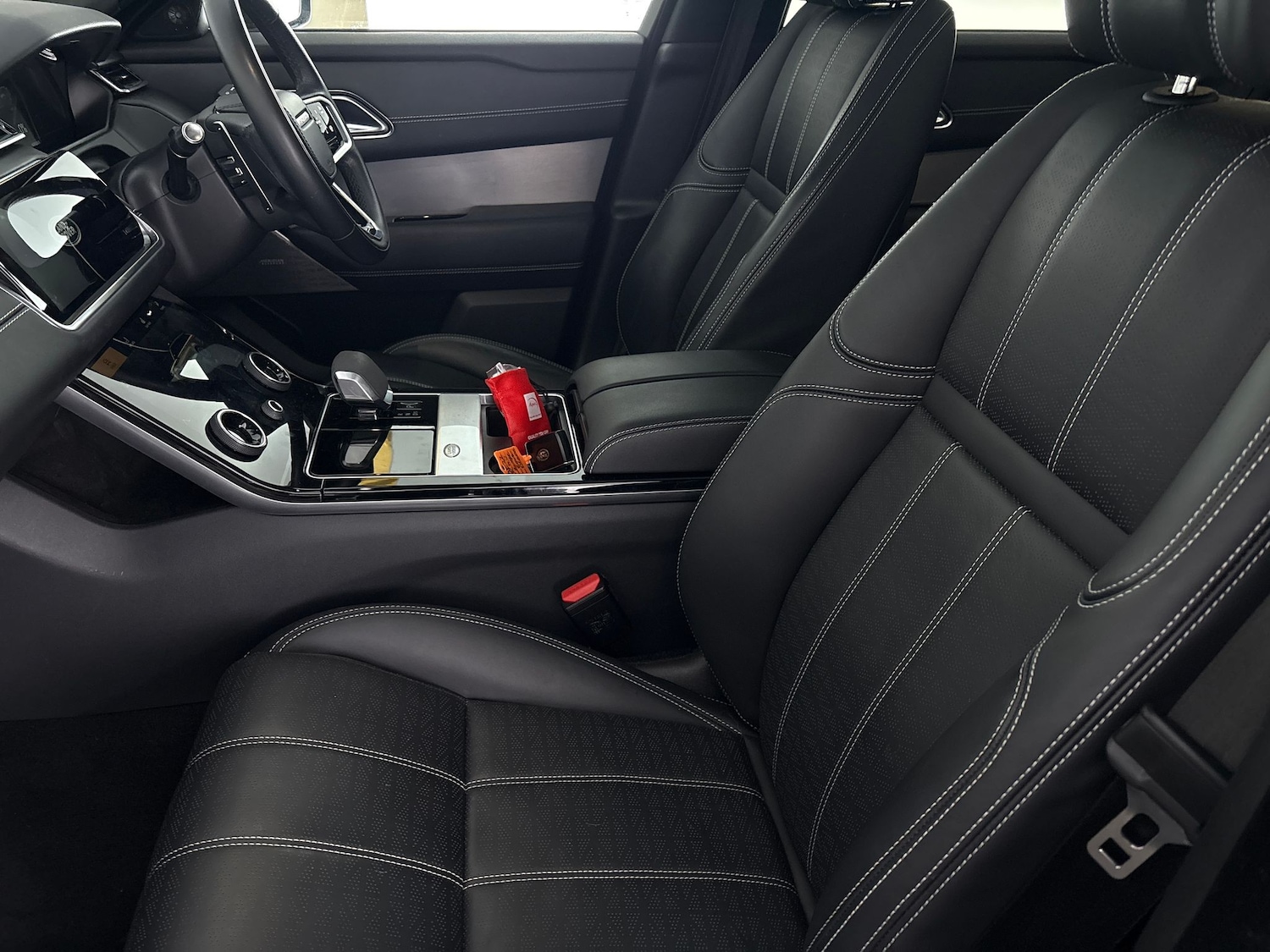 Used Land Rover Range Rover Velar 2022 for sale - 78107826: Photo 8