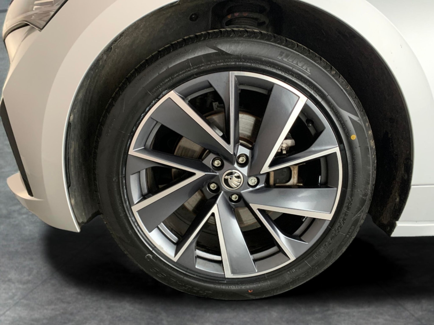 Used Skoda Enyaq 2023 for sale - 77047944: Photo 28