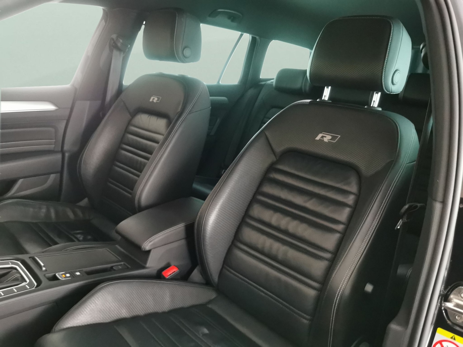 Used Volkswagen Passat 2023 for sale - 77255664: Photo 6