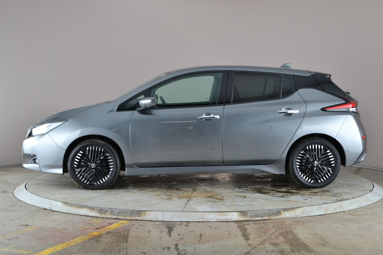 Used Nissan Leaf 2022 for sale - 77262146: Photo 14