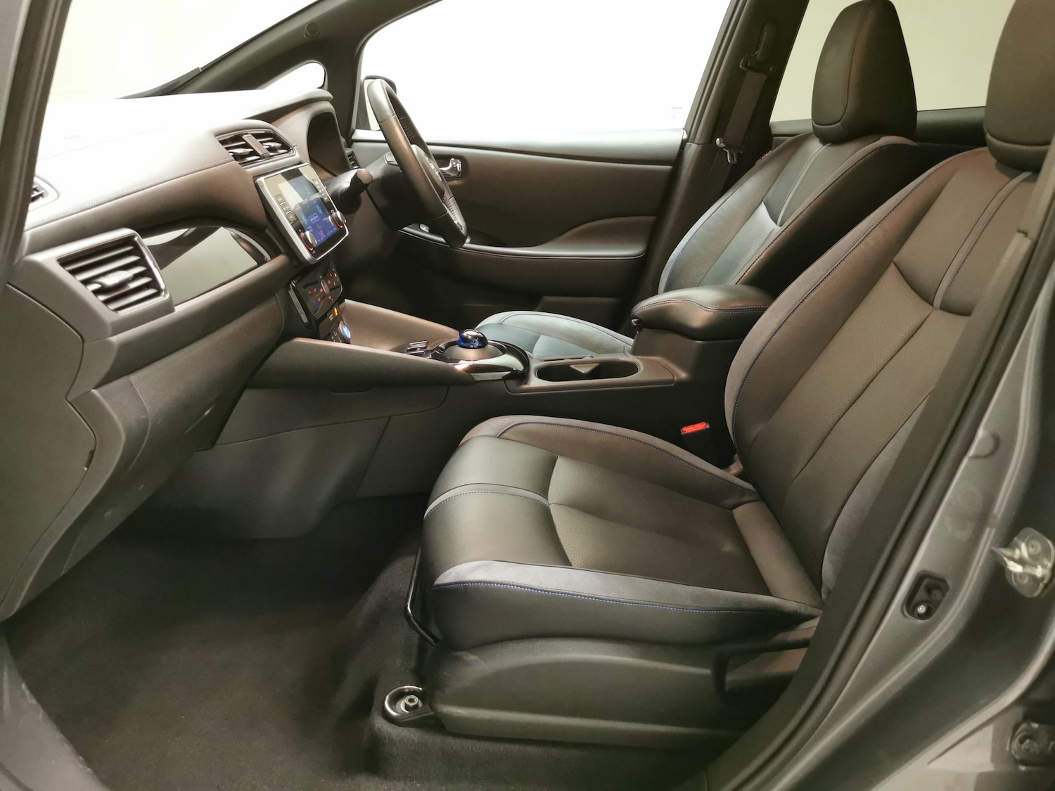 Used Nissan Leaf 2022 for sale - 77262146: Photo 4