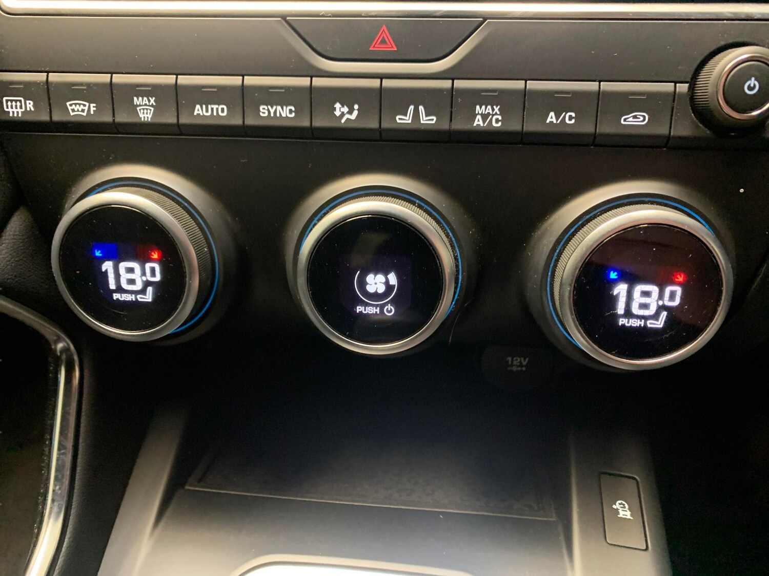 Used Jaguar E-Pace 2019 for sale - 77505483: Photo 17