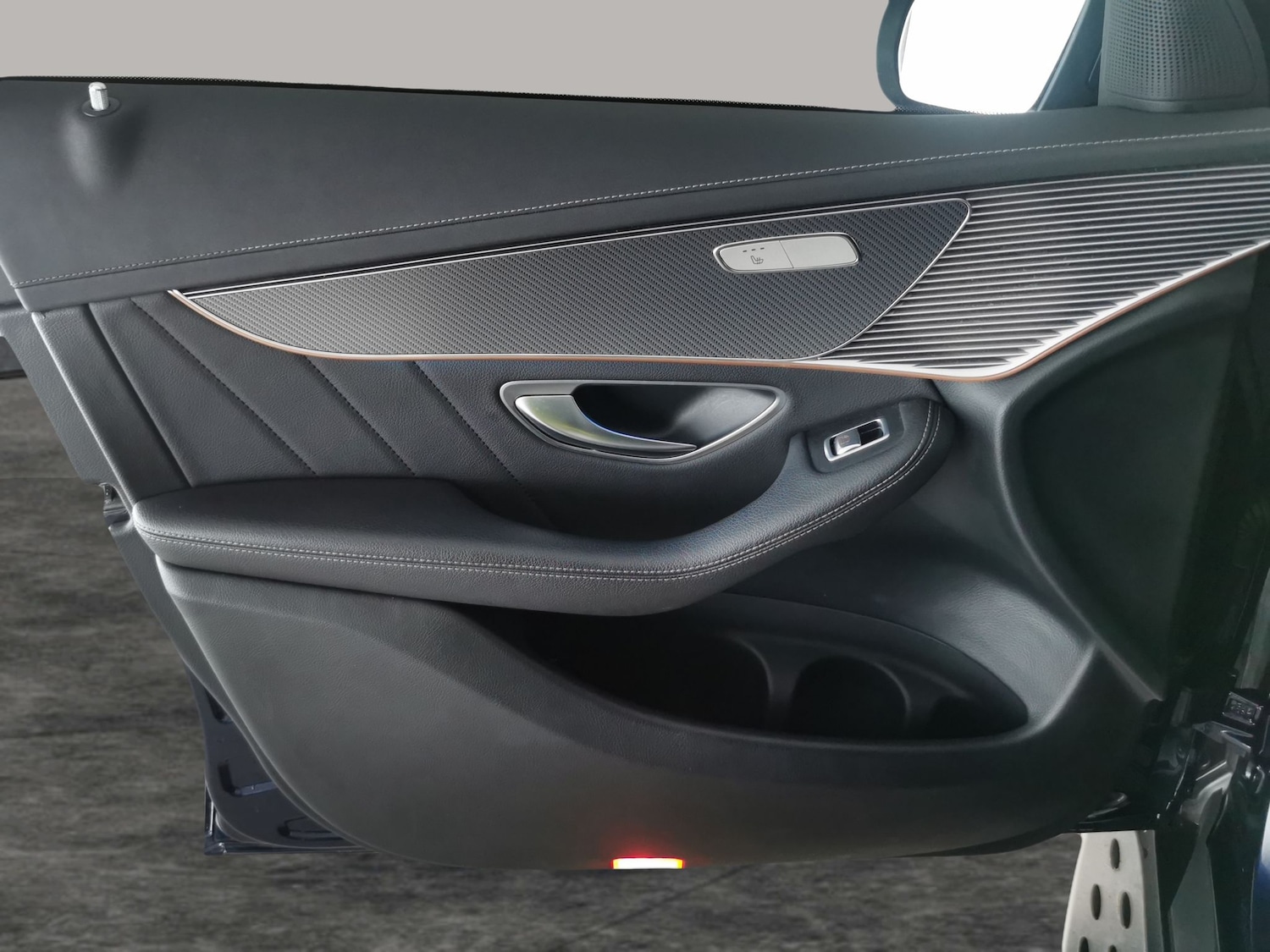 Used Mercedes-Benz EQC 2020 for sale - 77043453: Photo 30